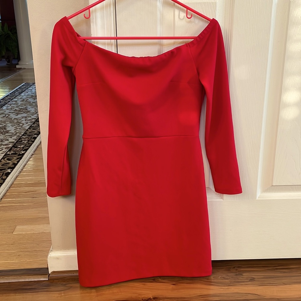 EXPRESS Red Off The Shoulder Cocktail Mini-Dress size SM